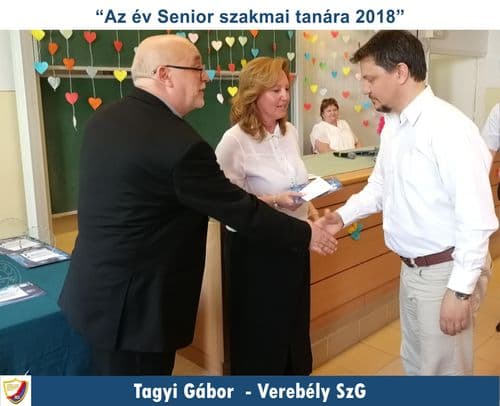 Oktatónkat köszöntjük Oklevéllel